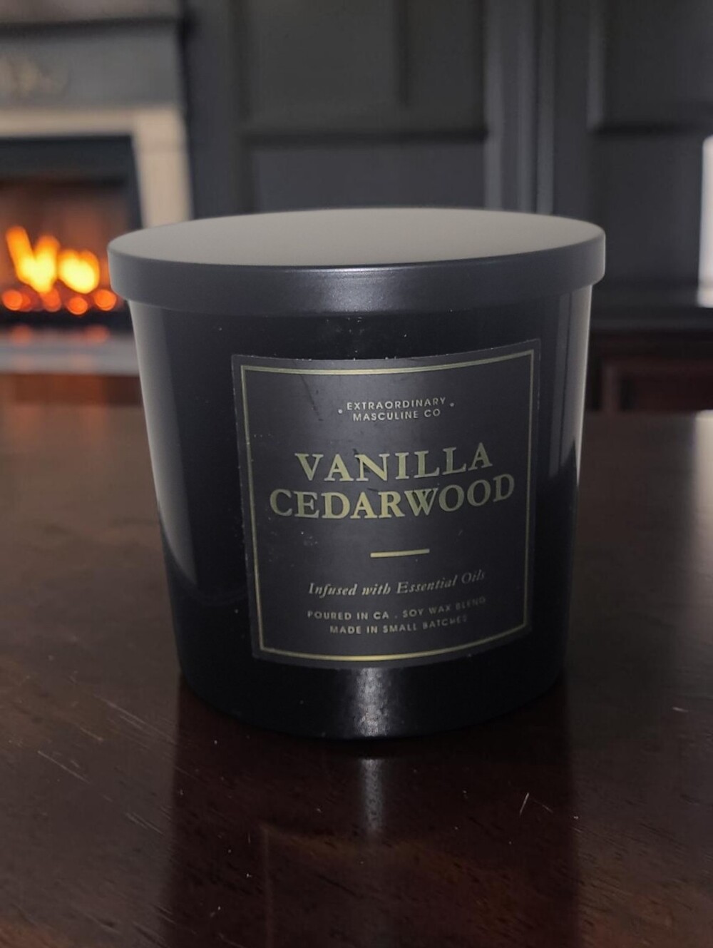 Vanilla Cedarwood Scented Candle - Black - 24oz